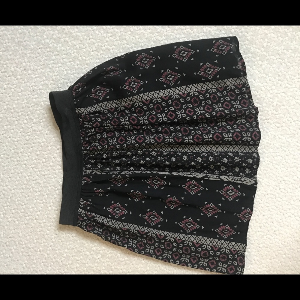 Hollister mini skirt